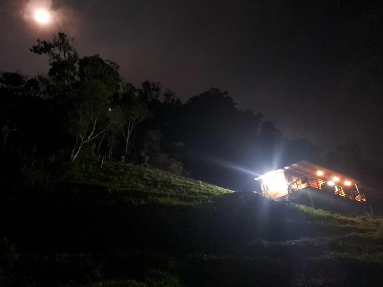Magica En La Montana Chalet La Vega (Cundinamarca)